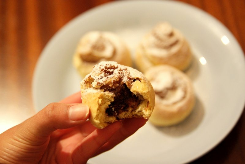 Na Cozinha – Cinnamon Rolls [Receitas de Minuto]