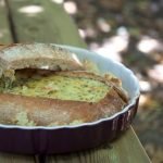 Na Cozinha – Pão Recheado com Queijo e Ervas